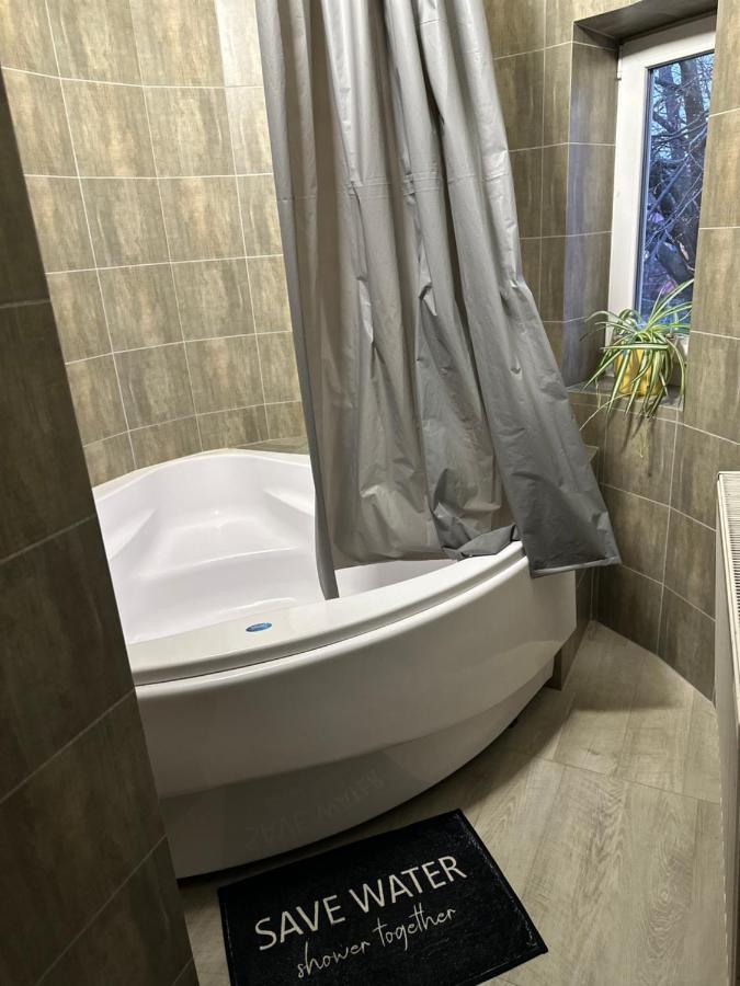 Hotel Nautilus Użhorod Zewnętrze zdjęcie