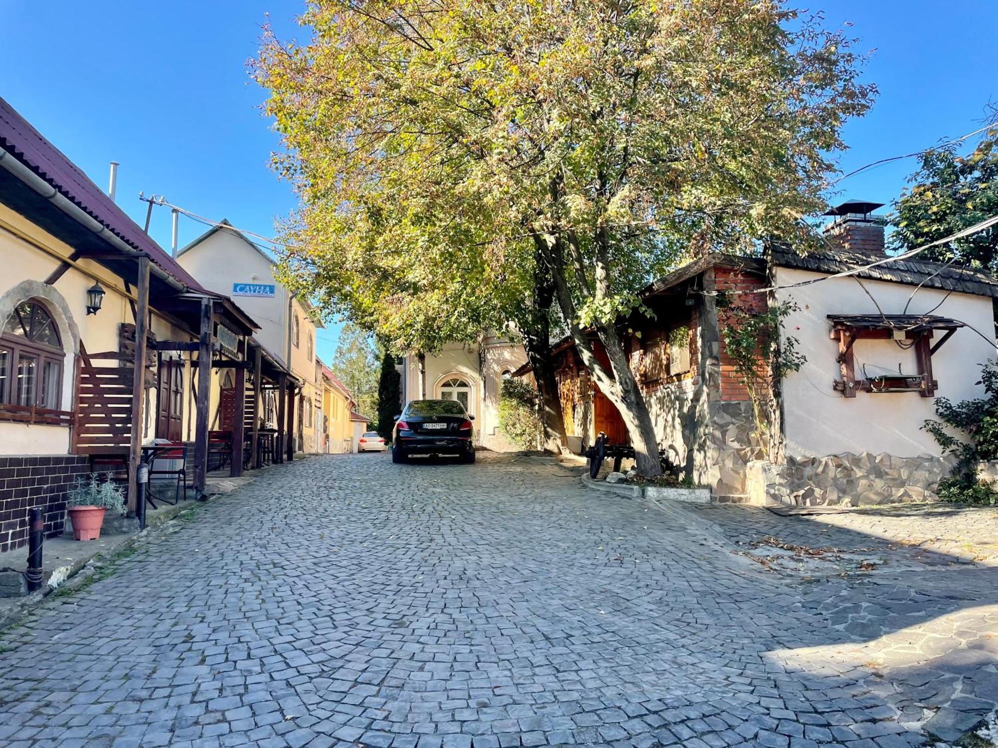 Hotel Nautilus Użhorod Zewnętrze zdjęcie
