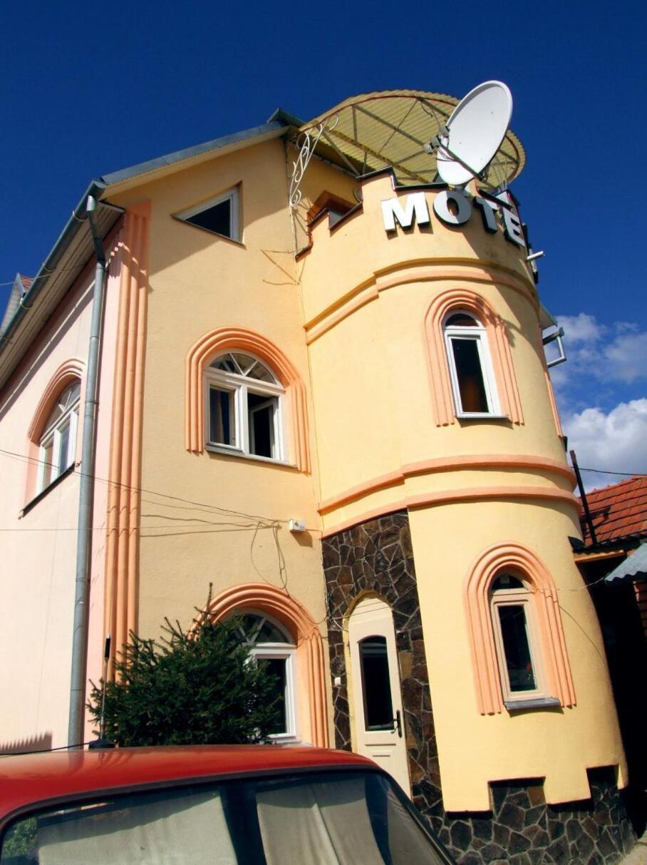Hotel Nautilus Użhorod Zewnętrze zdjęcie